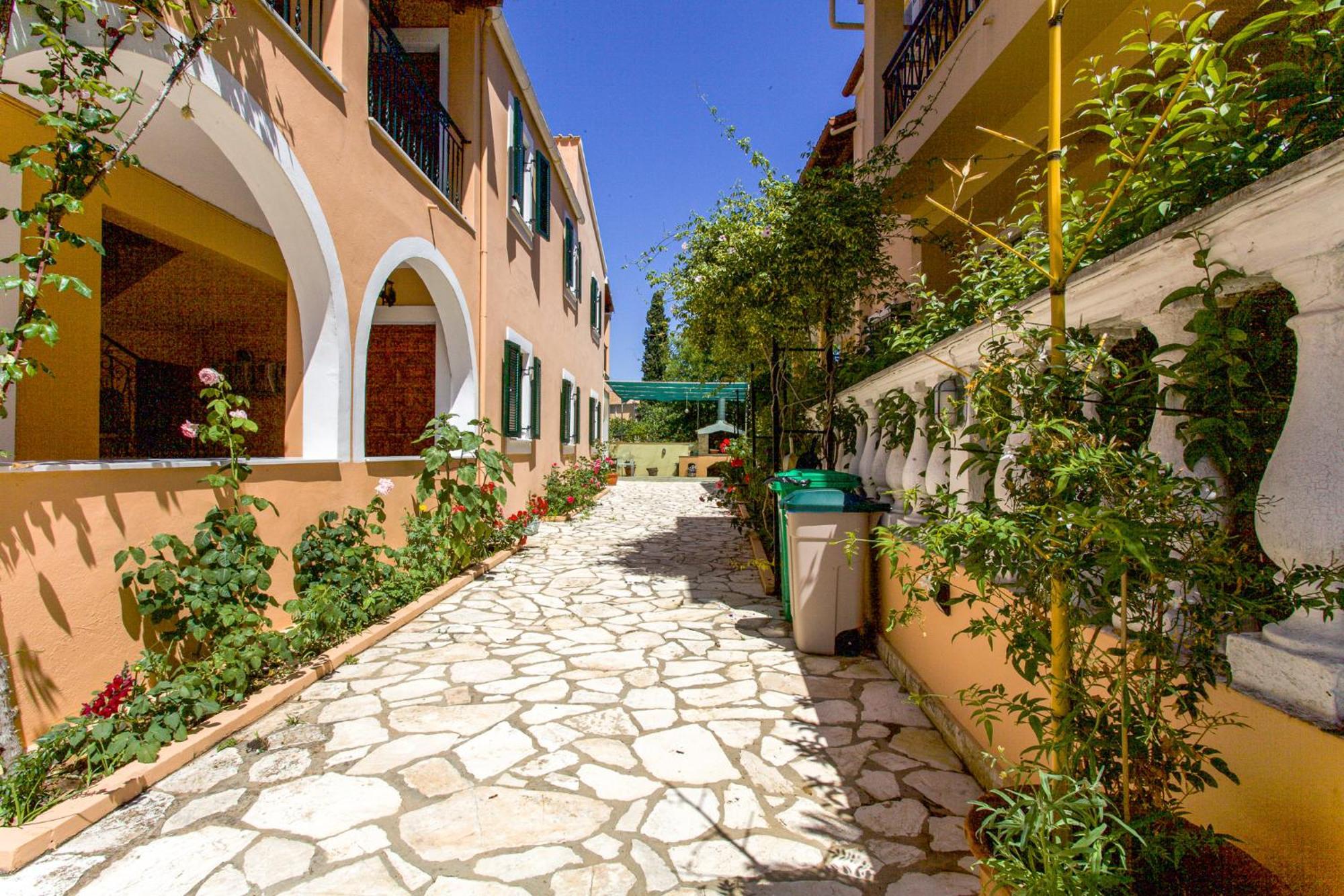 Matula'S Home Kassiopi Buitenkant foto